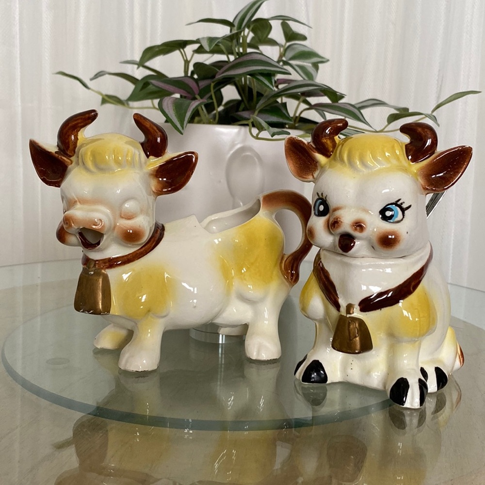 Vintage 50’s Sugar & Creamer